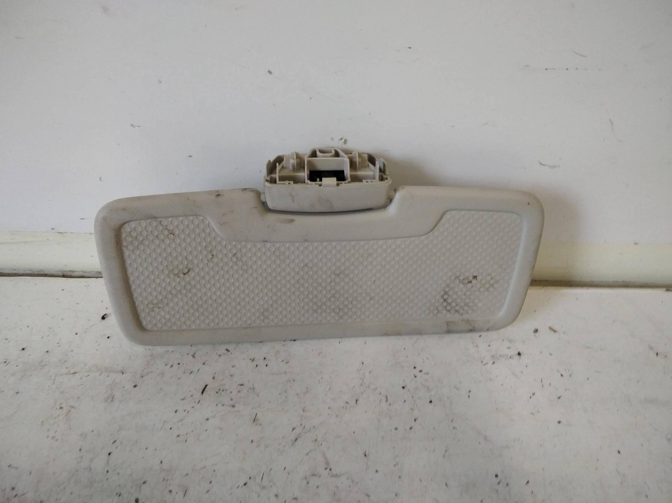 Aletta parasole parabrezza dx.